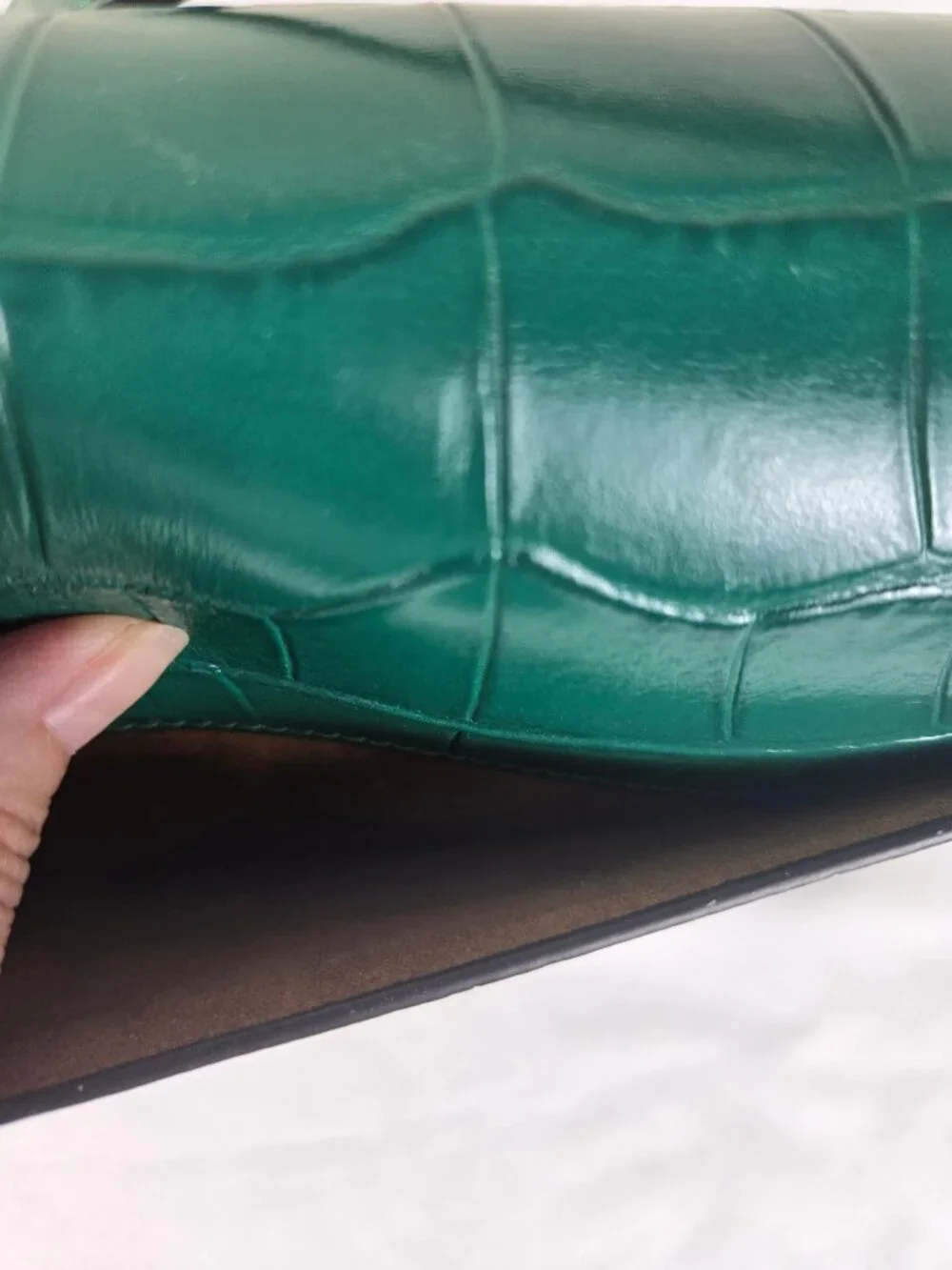 materials croc
